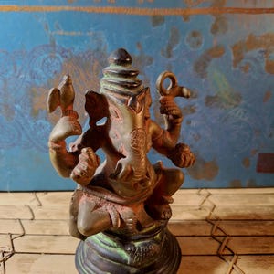 Vintage Rustic Traditional Solid Bronze altar Statue of Hindi deity Ganesha