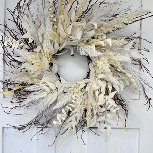White boho Pampas Wreath, Bohemian Wreath, Boho Wreath, faux Dried Grass Wreath, Neutral Modern Wreath. White boho wreath, everyday wreath,
