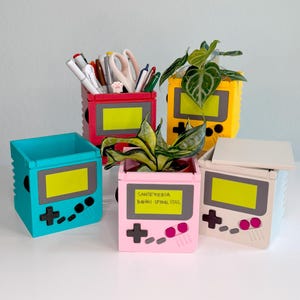 Retro Handheld Planter and Storage Box | 4" 3D Printed Pot for Houseplants | Gamer Desk Organization Decor