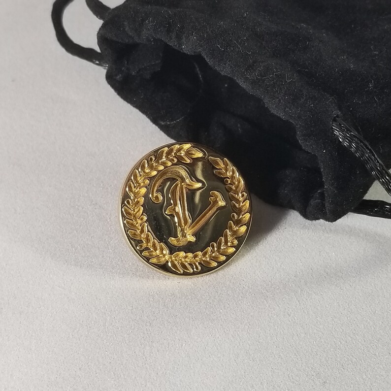 Persona 5 Pin Velvet Room Logo Etsy