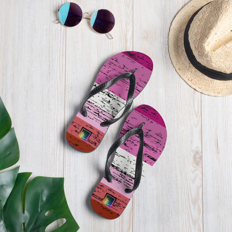 Girls Love Girls Flip Flops LGBT Pride Flip Flops Distressed Lesbian Pride Flag Flip-Flops Gay Girl Flip Flops