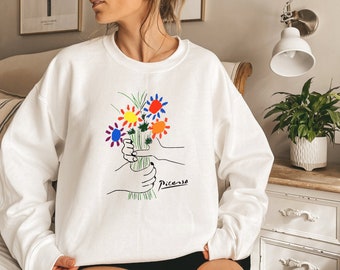 FLOWERS by Picasso Sweatshirt, Picasso Sweatshirt, Artist Shirt, Picasso ArtPainter Sweatshirt,Artwork Sweatshirt,Art Gift,Art Sweatshirt