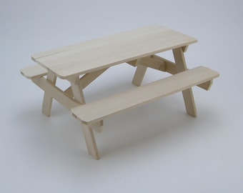 Dolhouse Miniature Picnic Table