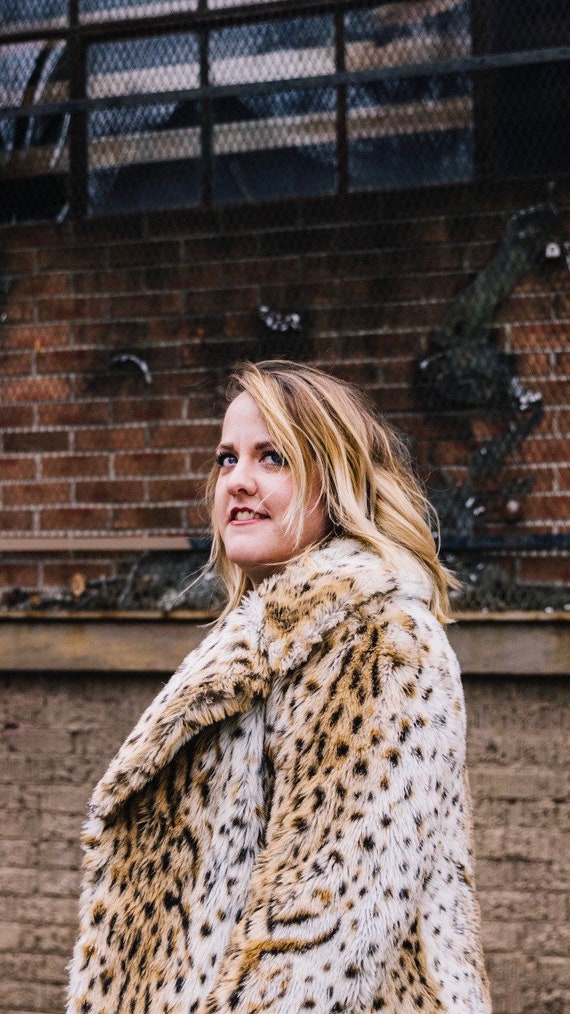 Gorgeous vintage faux cheetah coat