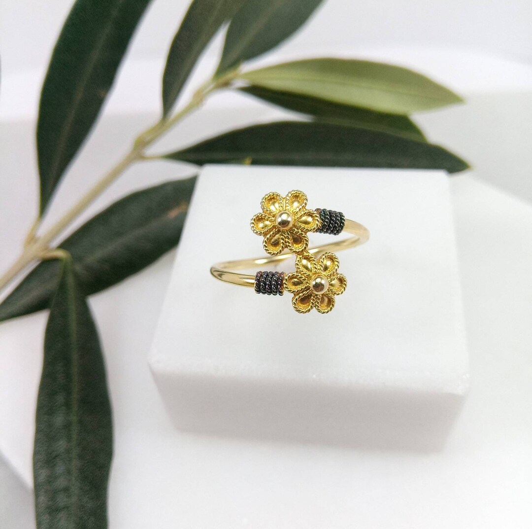 Solid Gold Daisy Ring.k18 Gold Handmade Jewellry,k18 Gold Flower