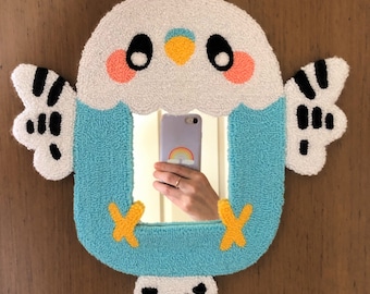 Espejo de aguja perforada hecho a mano con periquito periquito