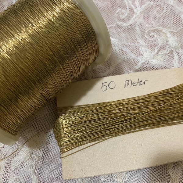 Fil à broder filé en or antique de 50 m, fil à broder, fil métallique doré, uniforme de travail du monastère leonique, fil de brocart, fil fantaisie, fil plaqué or