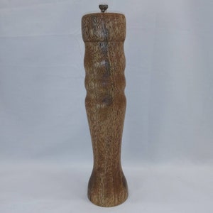 FREE PROJECT: Turning a Pepper Mill & Matching Salt Shaker - Woodworking, Blog, Videos, Plans