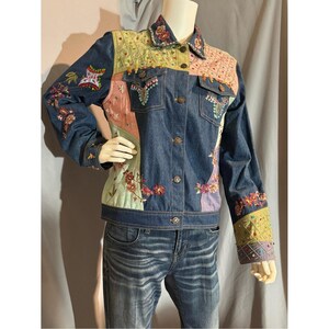 VTG Carrie Allen Patchwork Denim Jacket M Embellished Wearable Art Y2K Boho