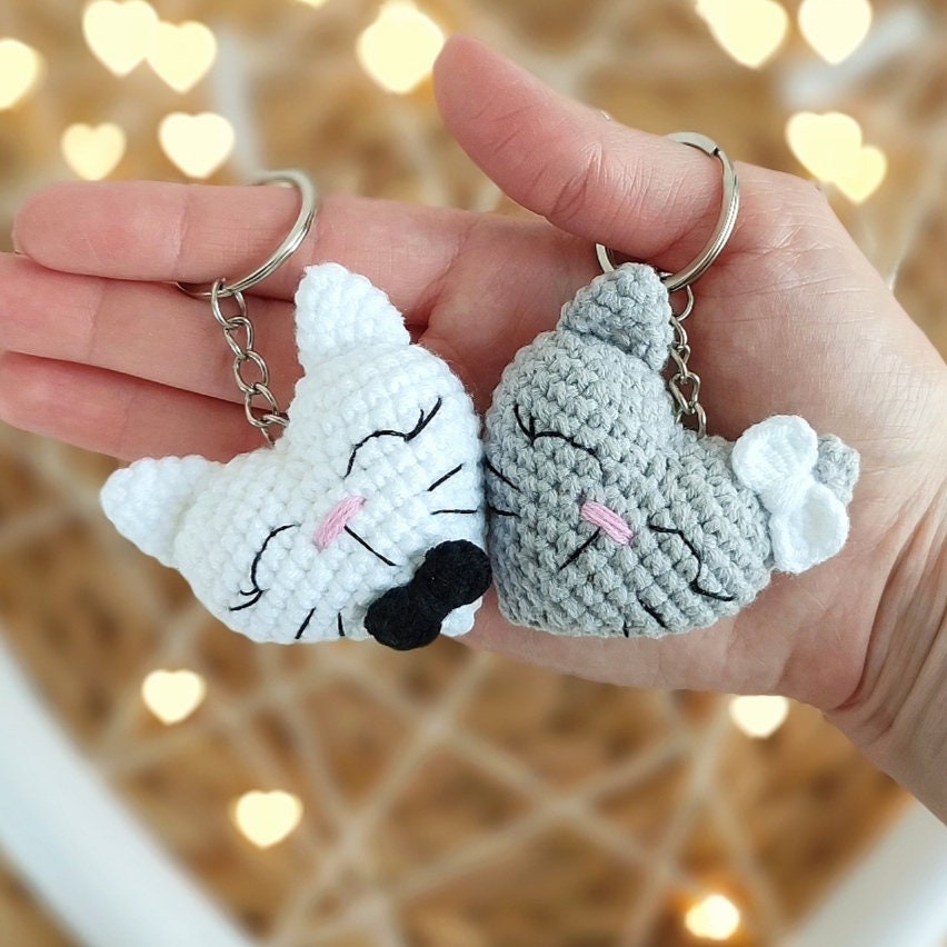 Crochet Cat Keychain Free Pattern By Kat Adriayes Little Cat