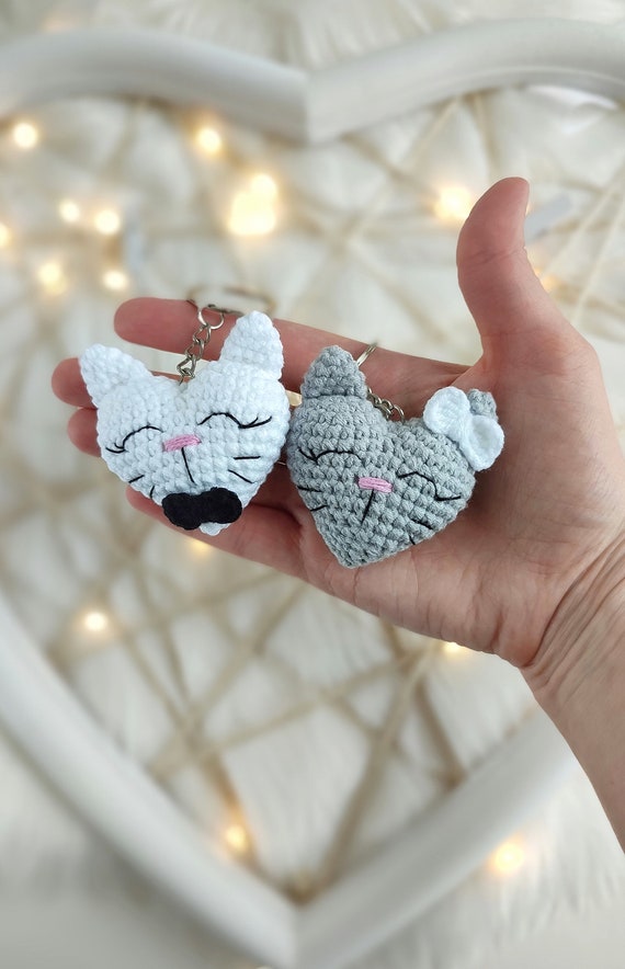 Large crochet animal keychain – Kitty's