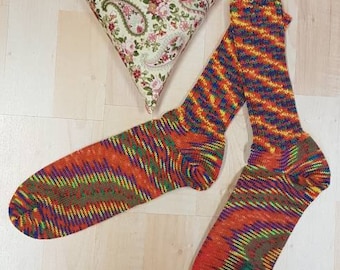 Gestrickte Socken Größe 43 / 44