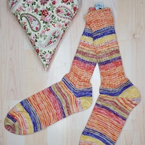 Knitted socks made of extra-fine merino wool in size 41 / 42