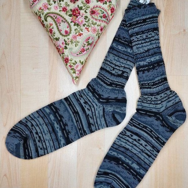 Knitted socks size 43 / 44