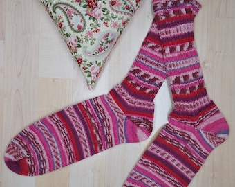 Gestrickte Socken Größe 43 / 44