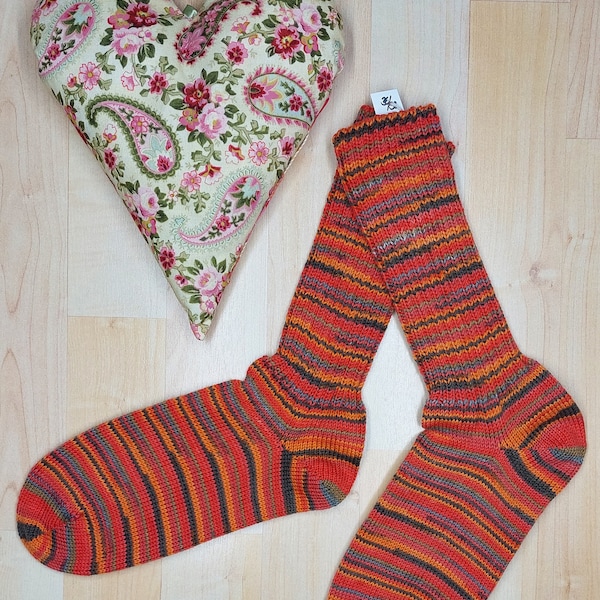 Gestrickte Socken Größe 36 / 37 / 38