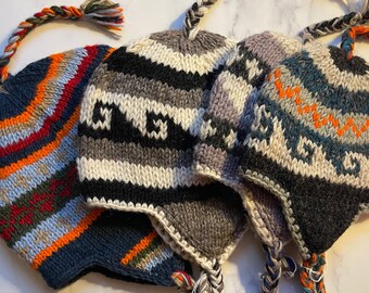 Chapéus tricotados à mão