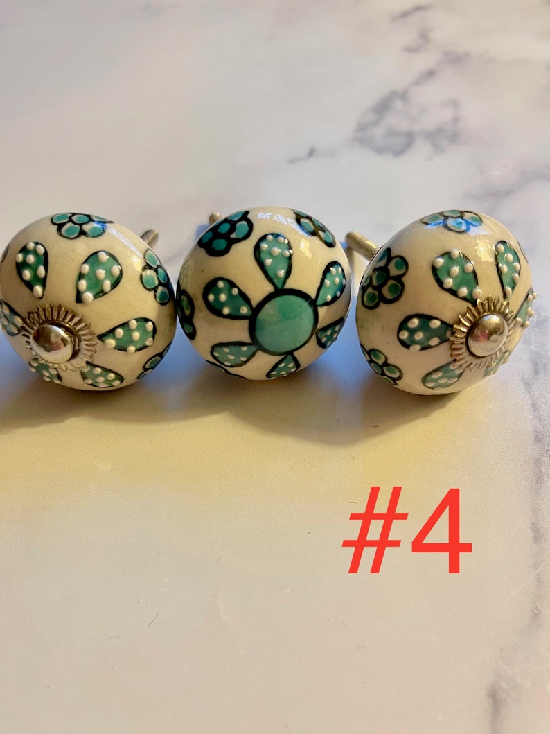 BOTÕES - Pintados à mão - Conjuntos/padrões de cores diferentes (ver fotos) imagem 6