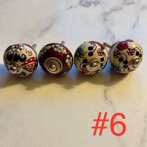 BOTÕES - Pintados à mão - Conjuntos/padrões de cores diferentes (ver fotos) imagem 8