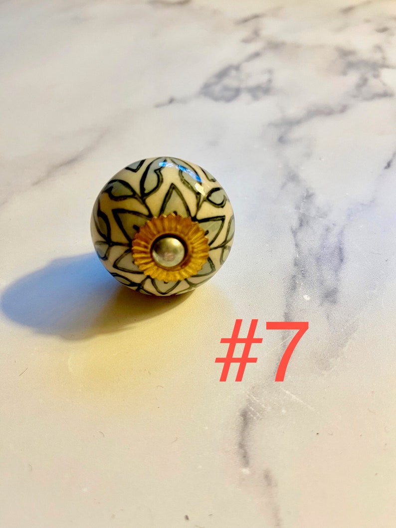 BOTÕES - Pintados à mão - Conjuntos/padrões de cores diferentes (ver fotos) imagem 9