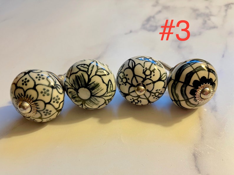 BOTÕES - Pintados à mão - Conjuntos/padrões de cores diferentes (ver fotos) imagem 5