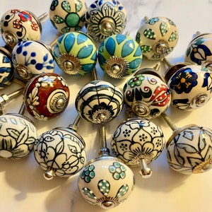 KNOPPEN- Handgeschilderd- Verschillende kleurensets / patronen (zie foto's)