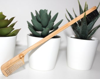 Escova e pente de bambu