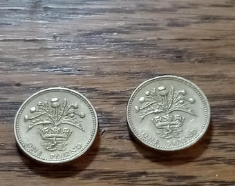 1983年エリザベス女王1世の1ポンド硬貨2枚の非常に珍しい誤植 - Etsy 日本