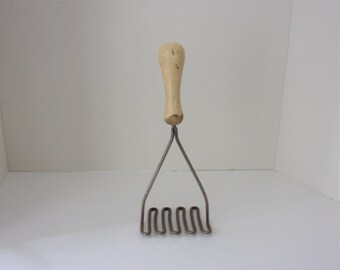 Long handle potato masher deals