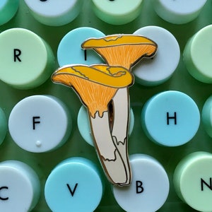 mushroom enamel pin: jack o' lantern orange mushroom hard enamel lapel pin