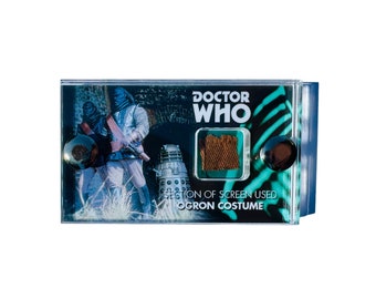 Doctor Who: El día de los Daleks - Sección del traje de Ogron utilizado en pantalla - Mini exposición.