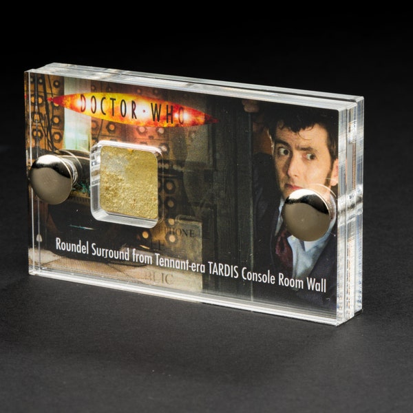 Doctor Who TARDIS Roundel Display: 10th Doctor Console Room Relic.