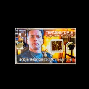 Terminator 2 Judgment Day – Section of Cyberdyne Computer Chip mini display