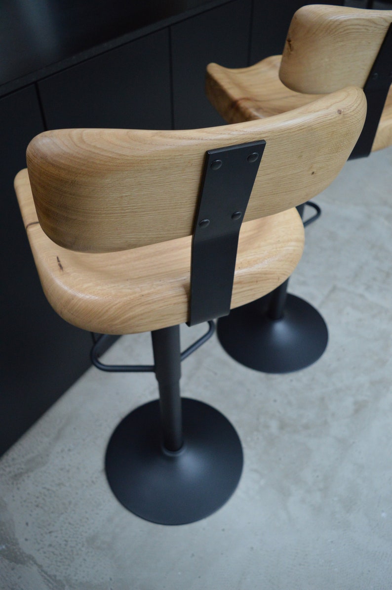 Close-up of backrest natural wood grain seat – comfortable kitchen barstool