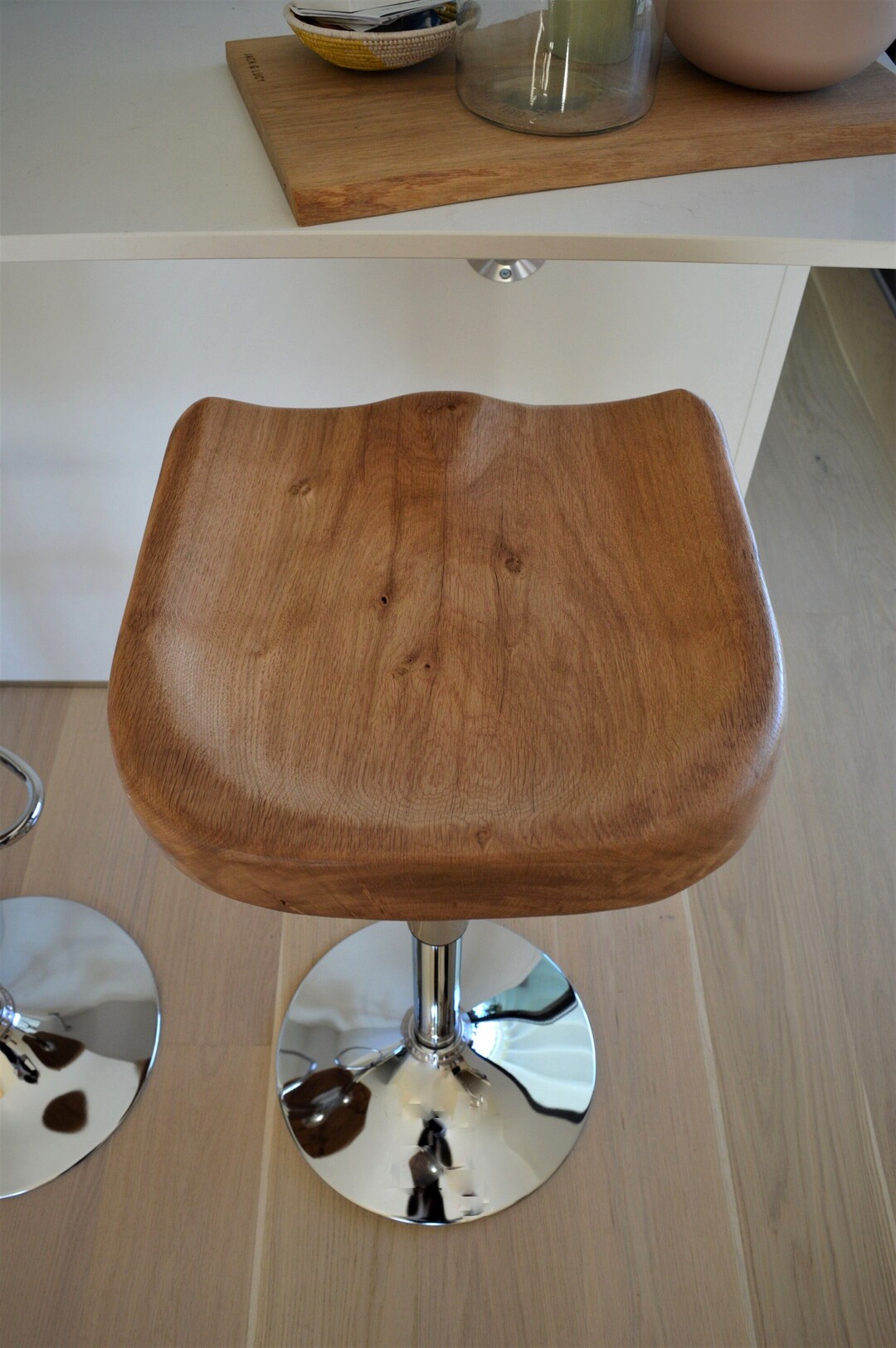 Swivel Oak Wood Bar Stools, 32 Inch Height Adjustable Bar Stool, Chrome