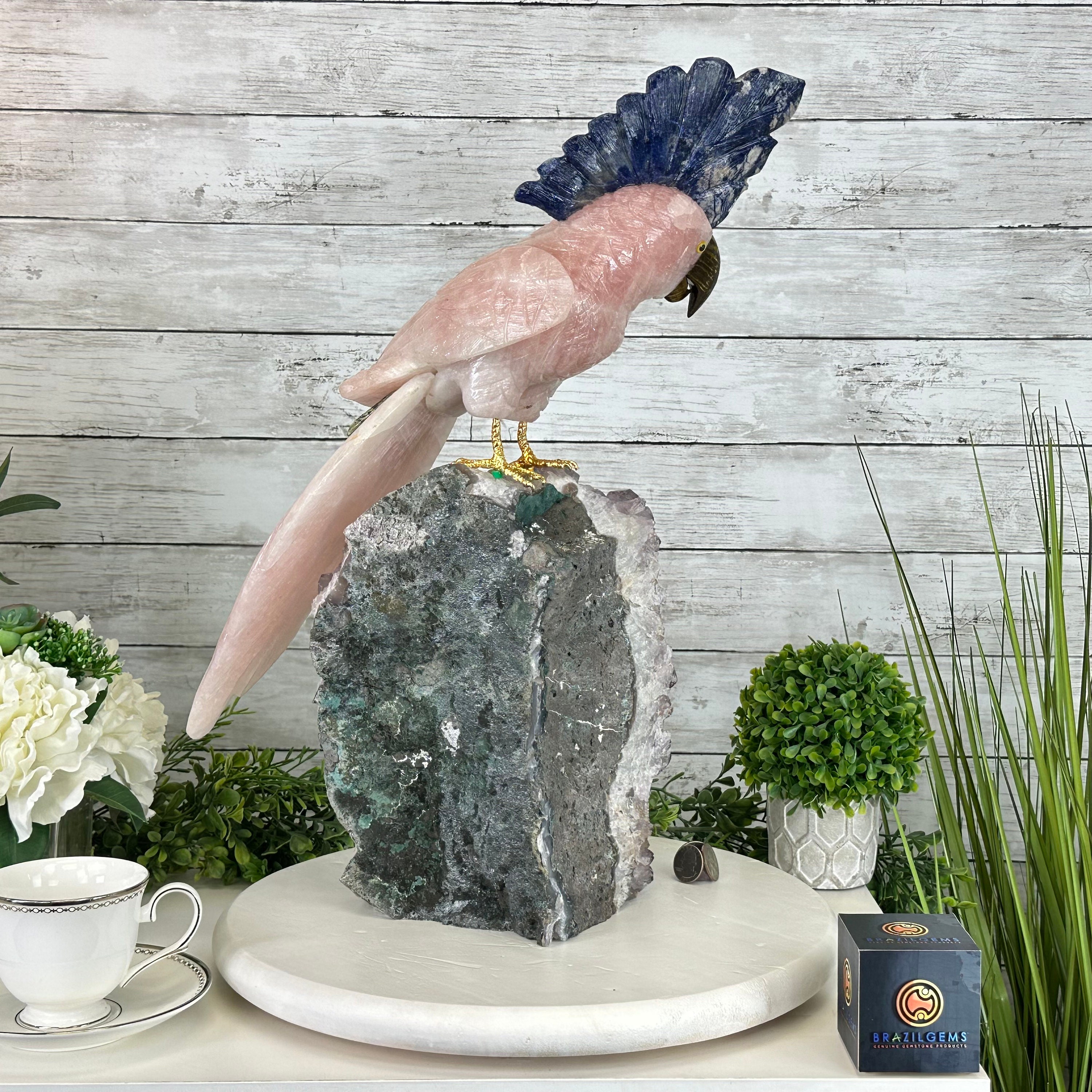 オウムのアメジスト彫刻 ☆優雅な佇まいの守護鳥☆美しきラベンダーカラーの彫刻美☆花