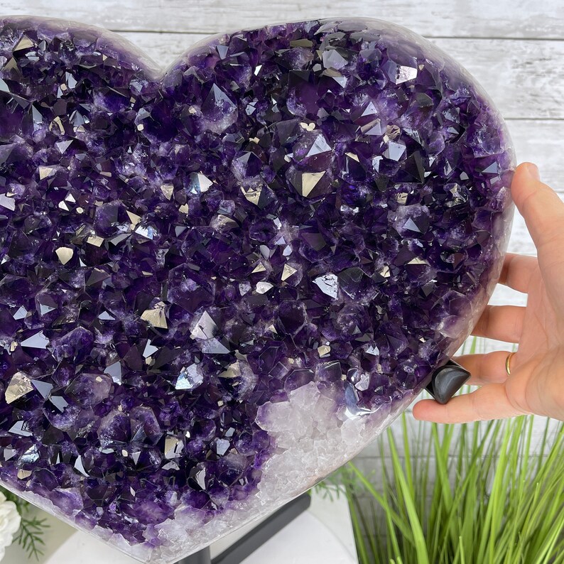 Geode Heart Super Quality Amethyst Heart Geode, Metal Stand, 38.5 Lbs & 22.25