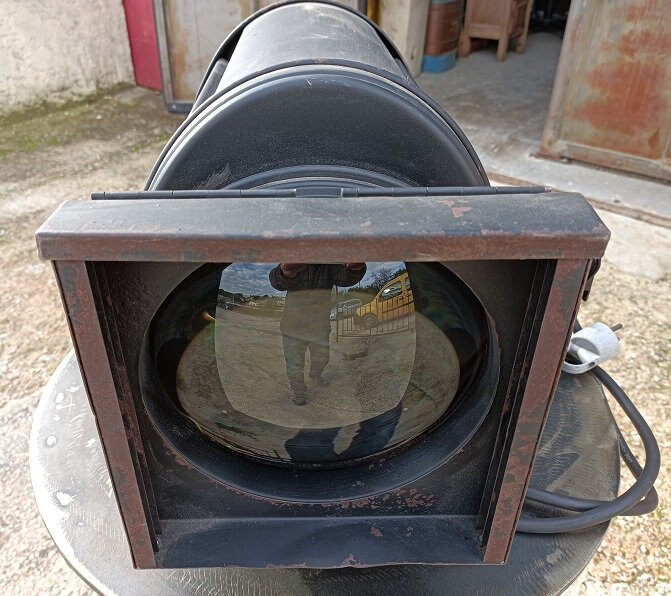 Projecteurs Anciens de Théatre/Cinéma Cremer