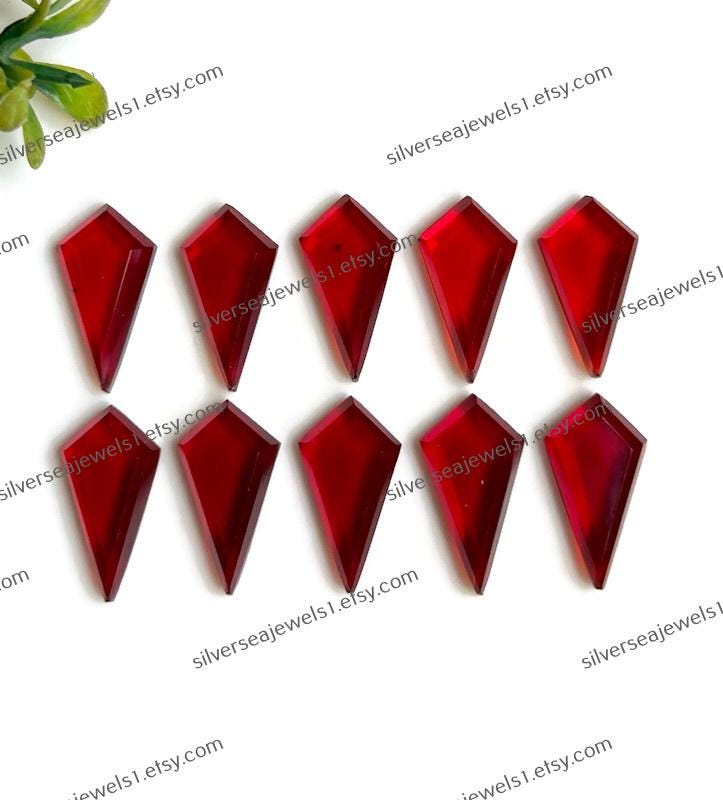 ねんこ ガーネット 10 x 20 mm カイトシェイプ ファセットカット 宝石 10個