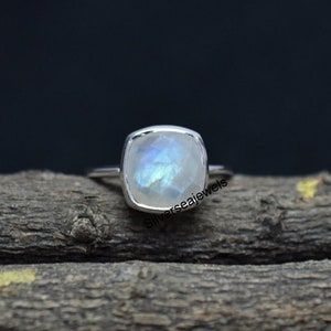 Natural Rainbow Moonstone Ring 925 Sterliing Silver Ring, Faceted Gemstone Ring , Boho Ring, Stackable Rings Vintage Ring Statement Ring