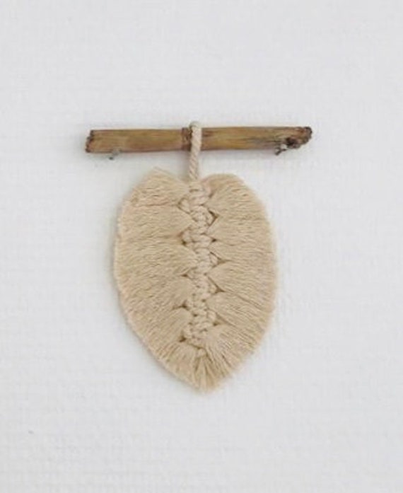 Suspension Plumes Macramé