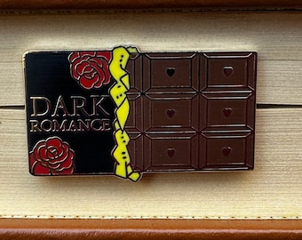 Pin de solapa de esmalte duro de barra de chocolate Dark Romance