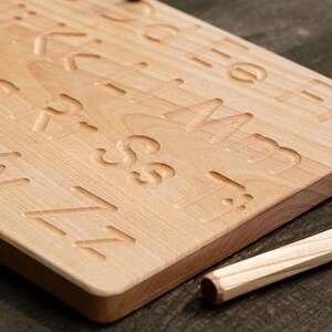 Alfabet traceerbord, Homeschool materialen, Vinger tracing board, Waldorf, Montessori educatief houten speelgoed, Waldorf educatief bord afbeelding 6