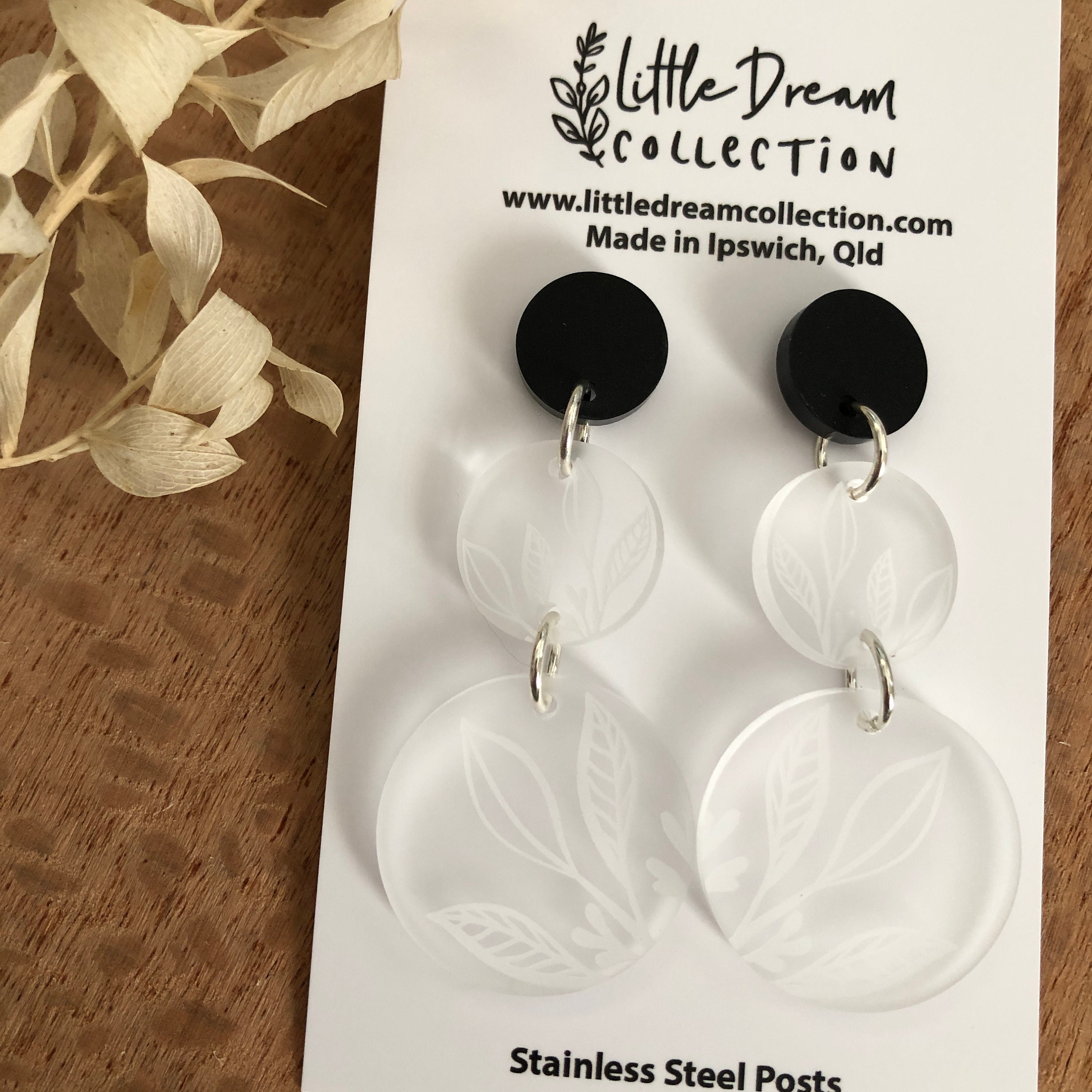 マメ クロゴウチ　Organic motif Glass Earrings RADICA - New Arrivals @mamekurogouchi Organic motif Glass