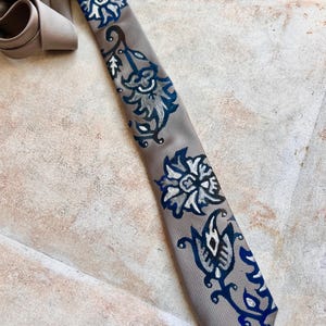 Persian Blue motifs Tie