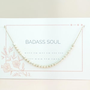 Collier en code Morse Badass Soul, un bijou pour une femme soul