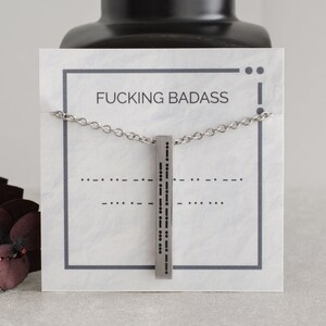 Fucking Badass Morse Code ketting voor mannen, gepersonaliseerde hanger, stalen cadeau voor 11e verjaardag echtgenoot vriendje, zweren woord sieraden