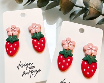 Strawberry Earrings |Clay Earrings| Dangle Earrings| Earrings| Statement Earrings| Summer Earrings|