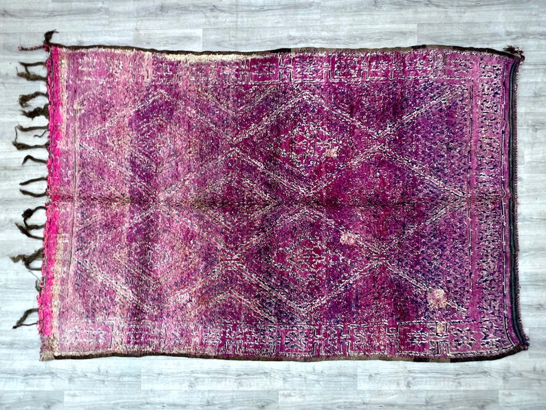 rug, vintage rug, moroccan rug, handmaderug, living room rugs, washable rugs, rugsfor sale, ruggable rugs,cheaprugs,
Solid rug, Plain rug, , Beniourain, rug, Moroccan, Moroccan solidrug, custom design rugs, custom made rugs, custom size rugs,