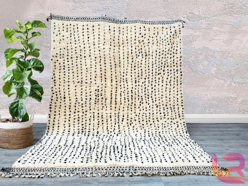 Moroccan Handmade rug ,Beni ourain style Morocco wool Berber Rug, modern rug, Hand woven rug, Azilal Berber style - white Rug Morocco